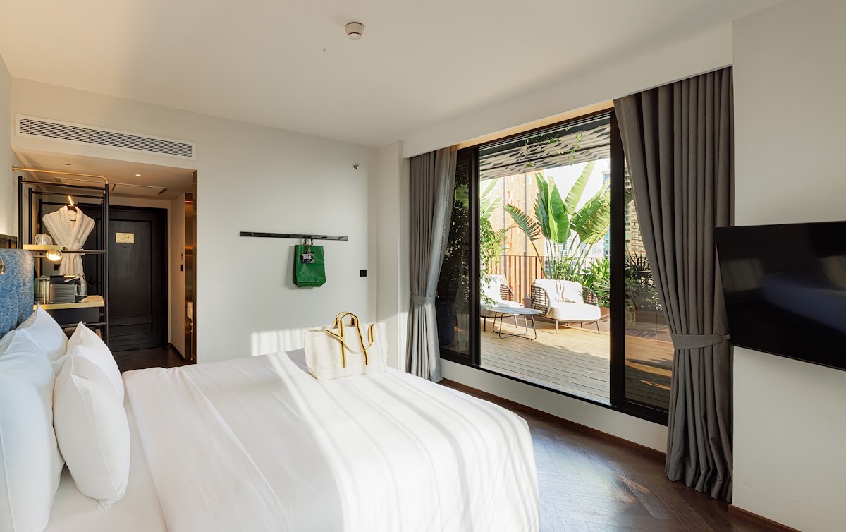 Public House Bangkok, a Member of Design Hotels — Public House Bangkok, a Member of Design Hotels