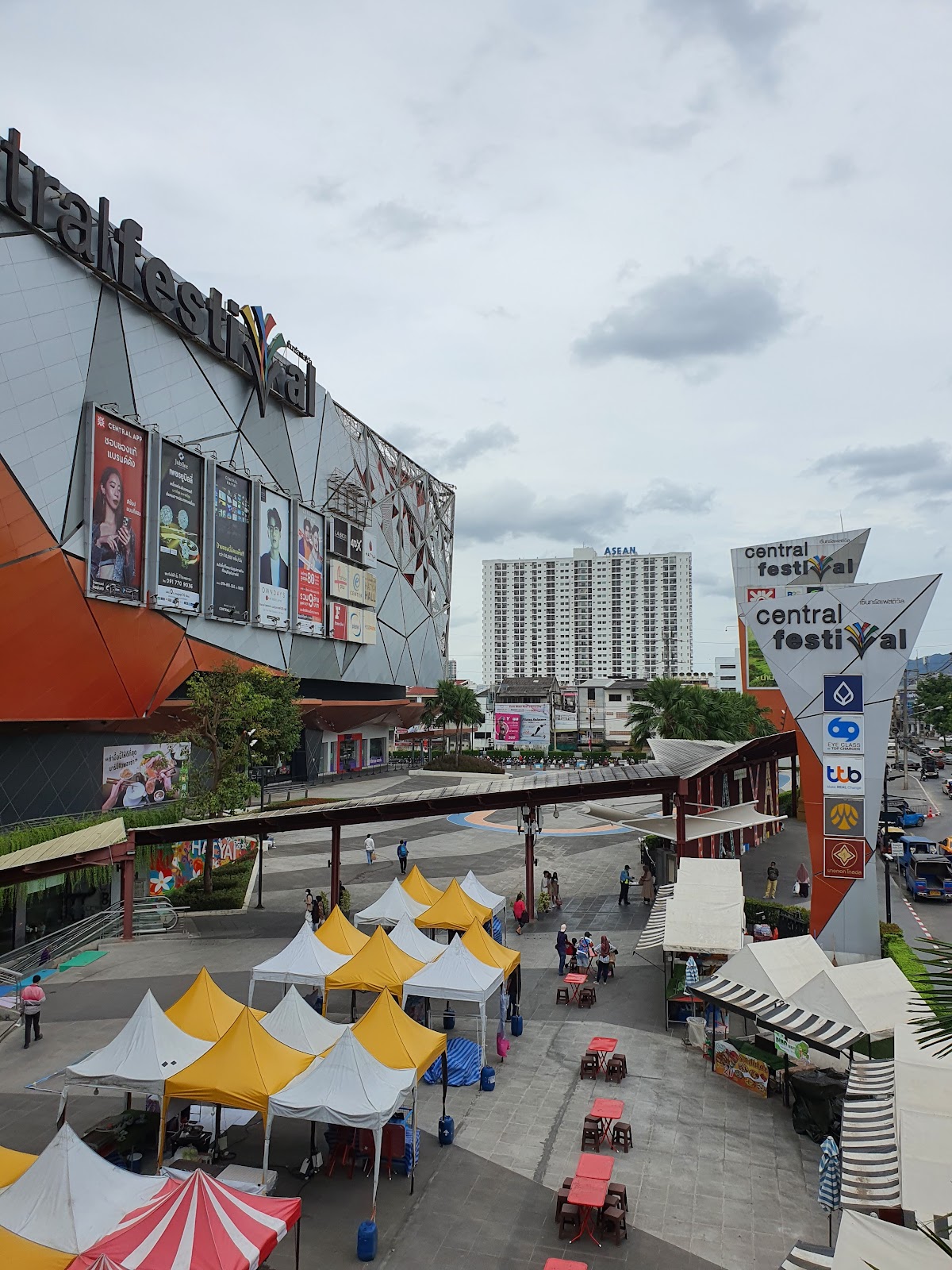 HATYAI HALL, CENTRAL HATYAI — BH AHN