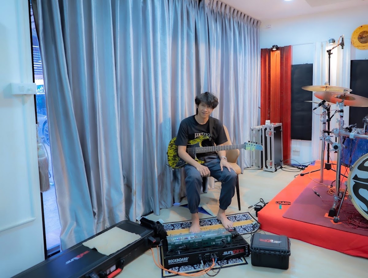 ห้องซ้อมดนตรี Mute Studio — ห้องซ้อมดนตรี Mute Studio