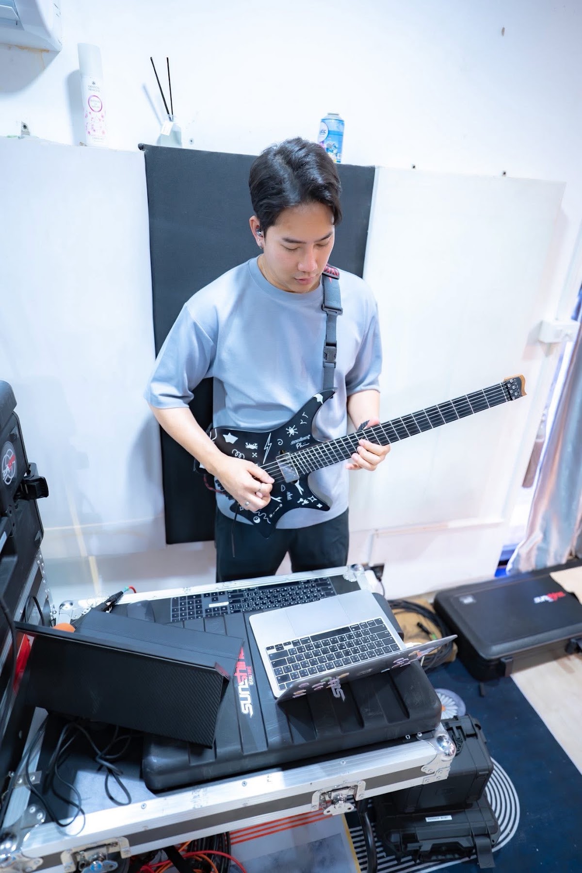 ห้องซ้อมดนตรี Mute Studio — ห้องซ้อมดนตรี Mute Studio