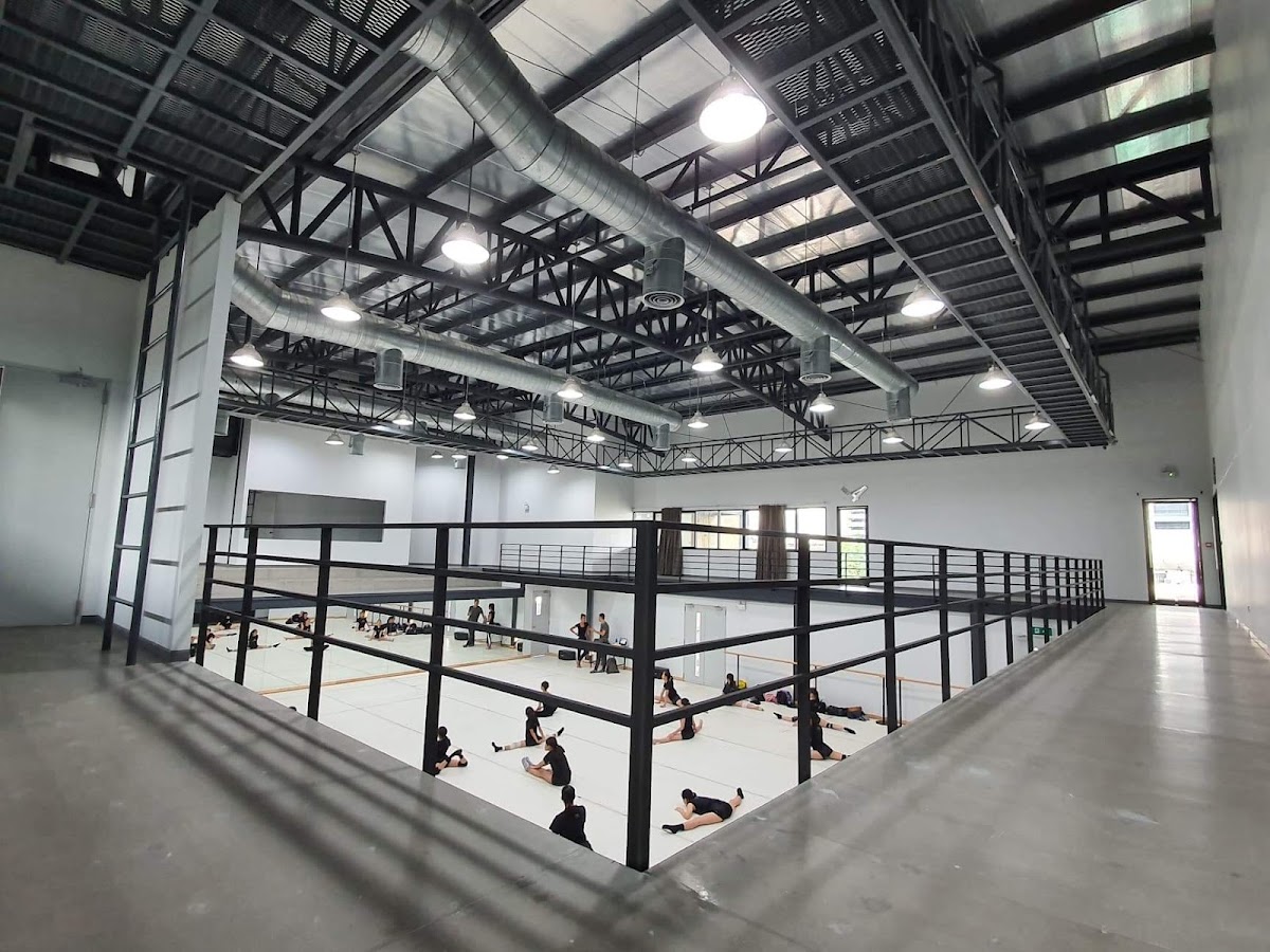 HOSTBKK Arts Center / Dance Studio — Sarawanee