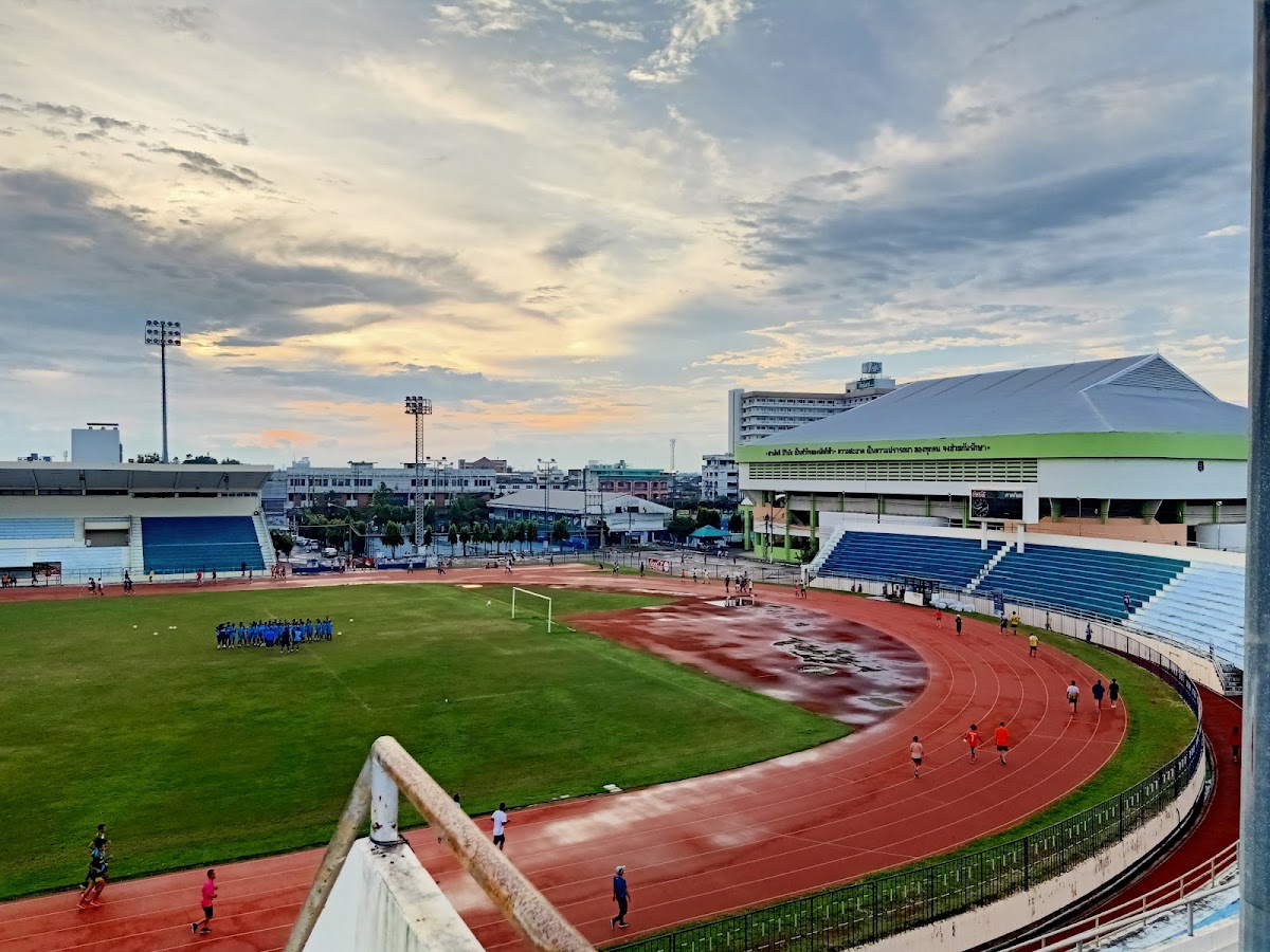สนามกีฬาจิระนคร หาดใหญ่ — Master Khing