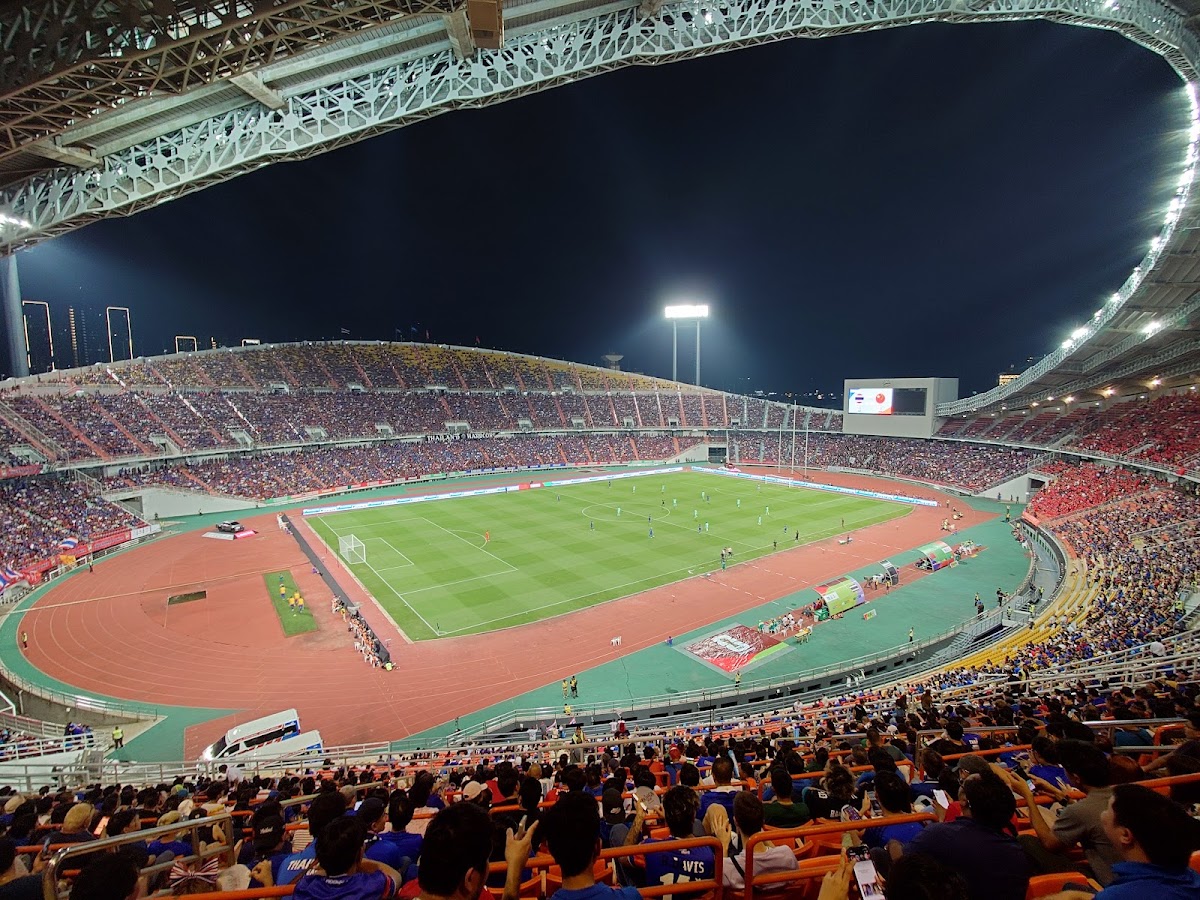 Rajamangala National Stadium — huaren lin